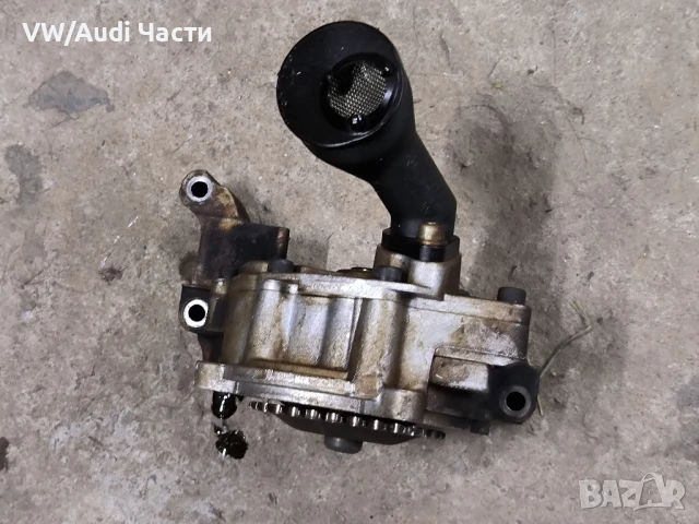 Маслена помпа за Голф 5 Ауди А3 1.6 фси VW Golf 5 Audi A3 8P 1.6 FSI Passat Touran 03C115105H, снимка 2 - Части - 50527868