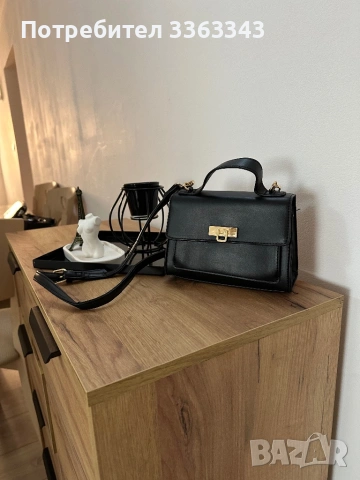 Черна класик чанта 
