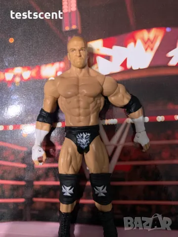 Екшън фигура WWE Triple H Трите Хикса Mattel basic Series играчка figure short hair, снимка 5 - Колекции - 48507210