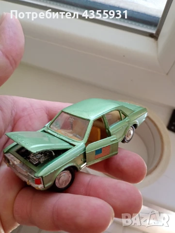 рядка стара метална количка Ford Gama , снимка 4 - Колекции - 51071835