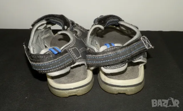 32 размер Детски светещи сандали, снимка 3 - Детски сандали и чехли - 50290477