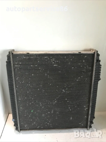 Радиатор за охлаждаща течност Behr за Mercedes Atego (1998-2005) 815, снимка 3 - Части - 54157853