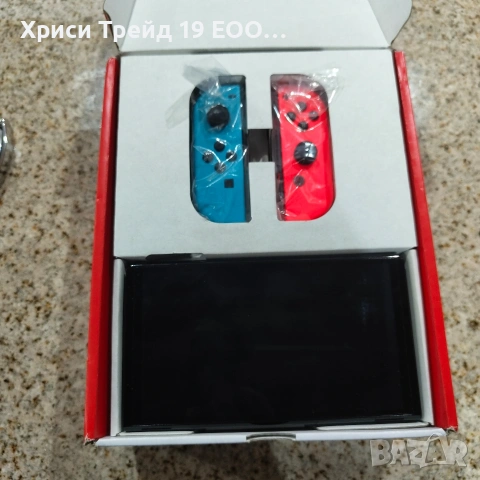  Nintendo Switch OLED – в оригинална кутия, снимка 4 - Nintendo конзоли - 53817722