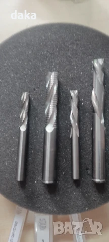 Дърводелски спирални фрзери за CNC рутер