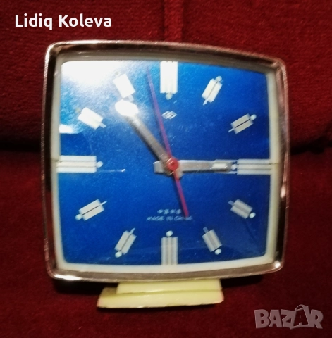 Часовници-будилници, снимка 5 - Антикварни и старинни предмети - 52074306
