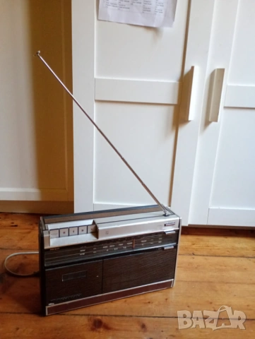 PHILIPS RR517 от 1972 година / за сервизиране / касетофон, снимка 3 - Радиокасетофони, транзистори - 53807641