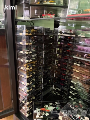 продавам колекция F1- Minichamps и Spark 1.43 от 1974 до 2025 г., снимка 2 - Колекции - 53187895