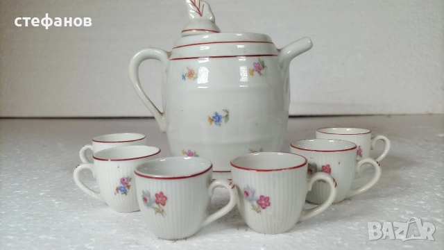 Комплект за греяна ракия, буренце с капаче и 6 чашки, порцелан, снимка 5 - Сервизи - 52888057