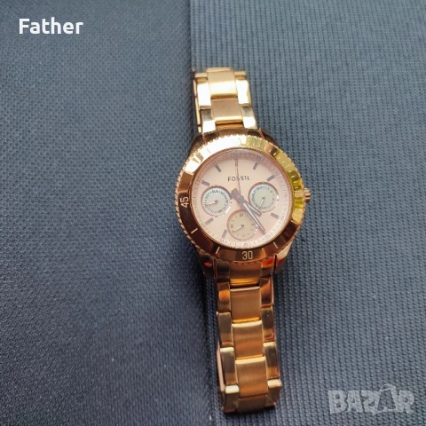 Дамски кварцов часовник Fossil, снимка 2 - Дамски - 50631182