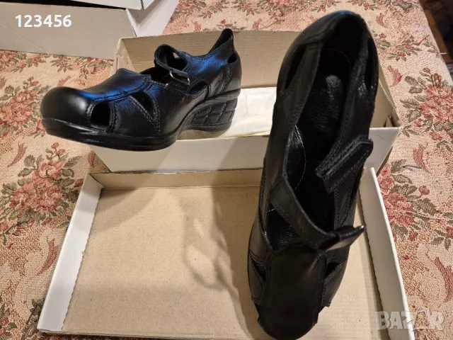 Нови черни полуотворени обувки на платформа, снимка 5 - Дамски ежедневни обувки - 50292703