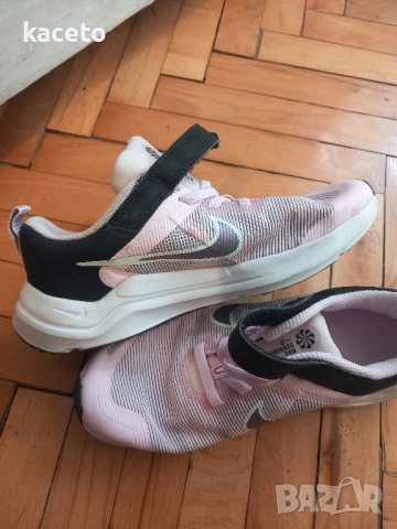 маратонкиNIKE размер-32 номер, снимка 3 - Детски маратонки - 51625769