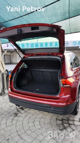 Продавам VW Tiguan 2.0 TDI, снимка 7 - Автомобили и джипове - 52660507