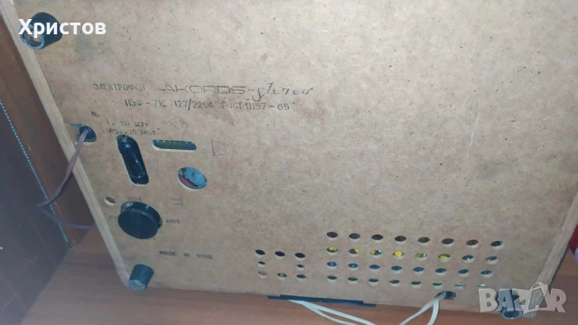 Грамофон с Тонколони ОТ МИНАЛОТО в много добро състояние ОТЛИЧНО работещ, снимка 12 - Колекции - 53799623