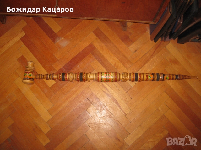 Красива, огромна  лула, чибук.  Не е ползвана. Цена 40 лева(20.45 €). Пращам по Еконт. За София, мож