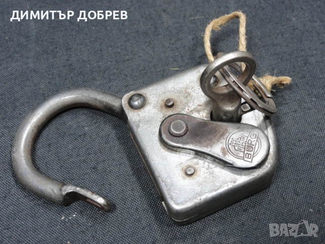 СТАР РЕТРО КАТИНАР С КЛЮЧ BURG GERMANY, снимка 3 - Антикварни и старинни предмети - 53022598