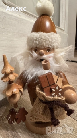 Christian Ulbricht– Колекционерска Немска дървена фигура, тамянник., снимка 4 - Антикварни и старинни предмети - 52795306