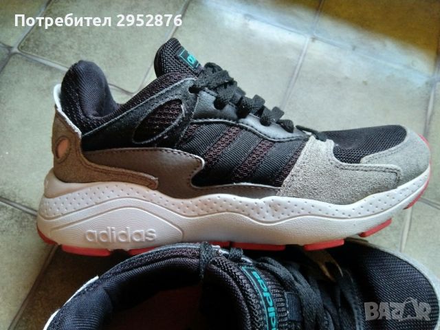 Дамски кецове Adidas , снимка 1 - Кецове - 46651999