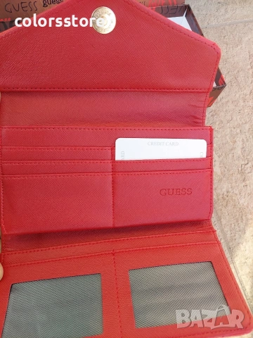 Червен портфейл Guess/SG46n, снимка 3 - Портфейли, портмонета - 53836835