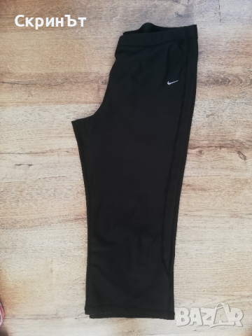 Оригинален Nike L/XL, дължина 7/8ми , снимка 2 - Клинове - 44954152