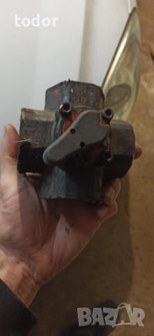 Четири пътен смесителни винтил 1"-1/4 