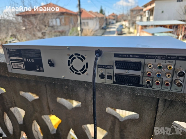 Sony RDR-VX420 DVD VIDEO VHS, снимка 5 - Плейъри, домашно кино, прожектори - 53644897