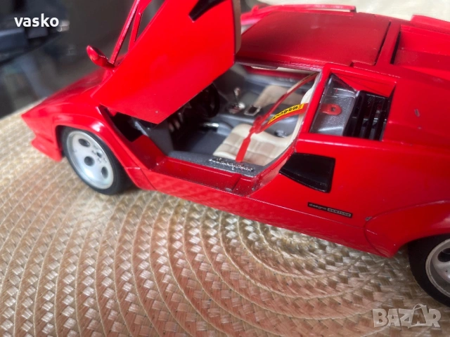 Burago Italy 1:18, снимка 4 - Колекции - 53392879