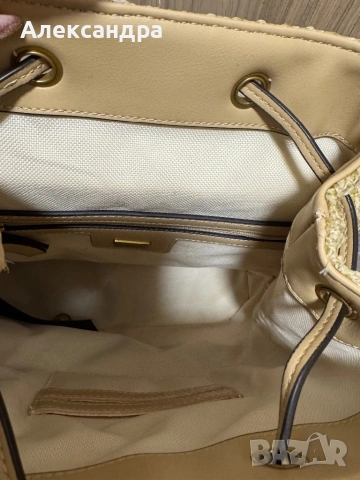 Раничка GUESS, снимка 3 - Раници - 53785245