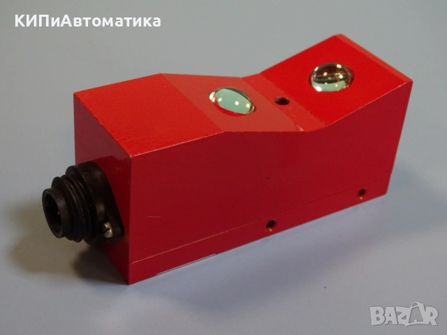 фотоелектрически сензор Leuze RK 84/2 reflective photoelectric sensor 24V, снимка 2 - Резервни части за машини - 54205540