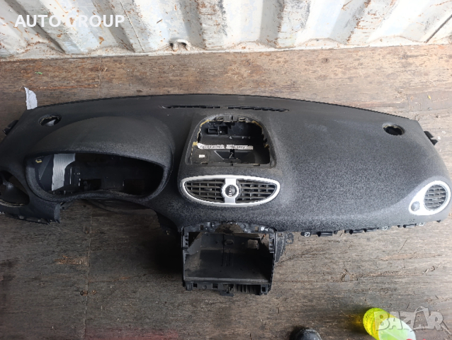 Арматурно табло с аербег Рено Клио 3 / Clio 3