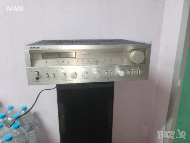 Продавам ресивар hitachi sr-504