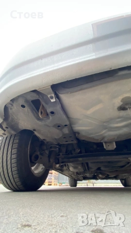 Toyota Corolla 1.4 VVT-i 97 коня, снимка 6 - Автомобили и джипове - 53183264