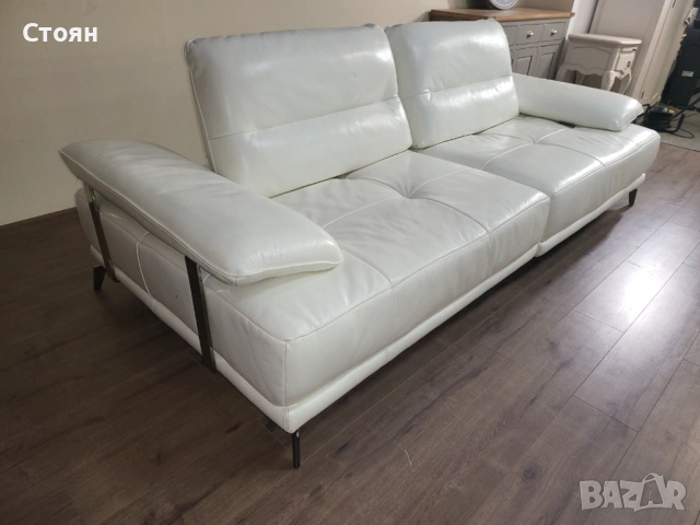 Бял кожен диван тройка Artemis с електрически облегалки, снимка 6 - Дивани и мека мебел - 53755721