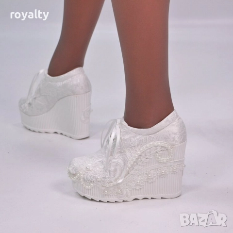 Обувки на платформа - бели, снимка 4 - Дамски елегантни обувки - 52074078