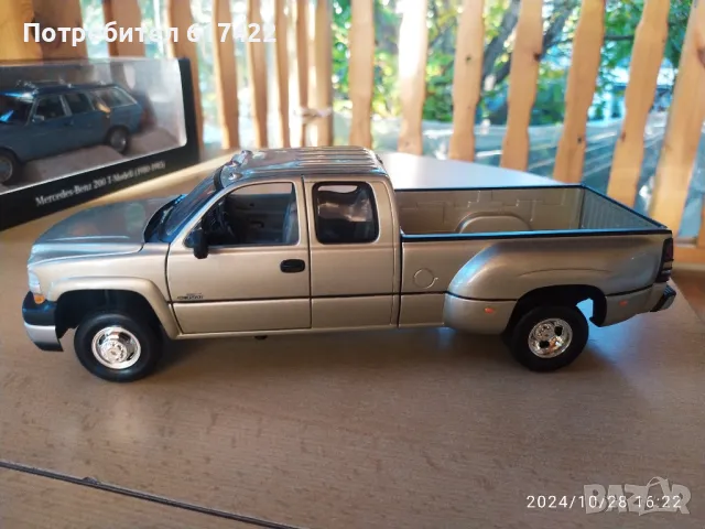 1:18 Chevrolet Silverado 3500 - Anson, снимка 10 - Колекции - 47769879