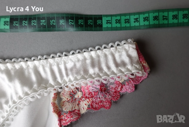 M/L сатенена нова прашка с красив колан и цветни бродерии, снимка 8 - Бельо - 52555231