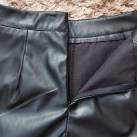  Кожена пола тип къси панталони, снимка 5 - Къси панталони и бермуди - 45114873