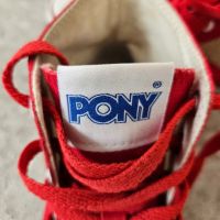 Дамски унисекс кецове маратонки обувки в червено и със син акцент от Pony пънк винтидж стил, снимка 1 - Маратонки - 45697632
