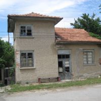 Продавам стара къща в с.Сушица, снимка 1 - Къщи - 45172912