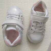 Детски обувки и маратонки , снимка 1 - Бебешки обувки - 45238740