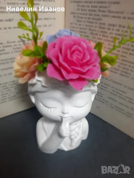 керамична кашпа с глицеринови сапуни рози , снимка 1