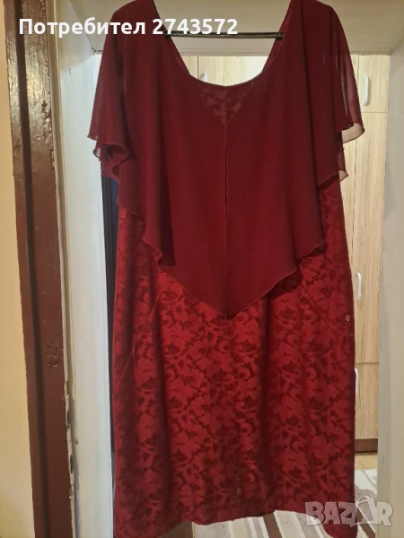 Продавам стилна официална рокля от красива дантела, с  платка от шифон, снимка 1