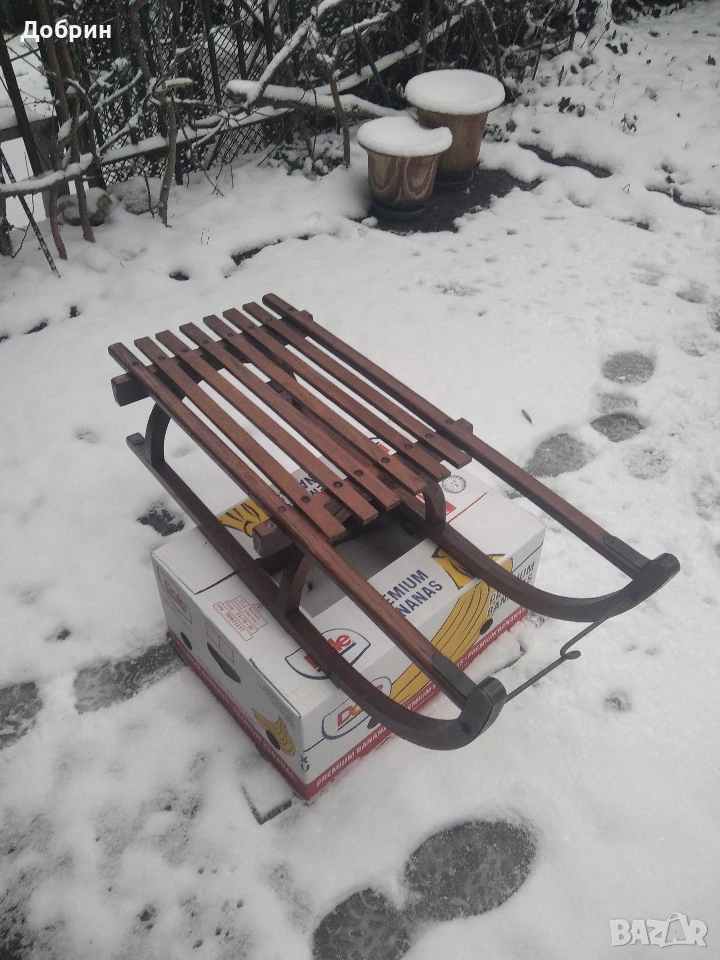 продавам две шейни, снимка 1