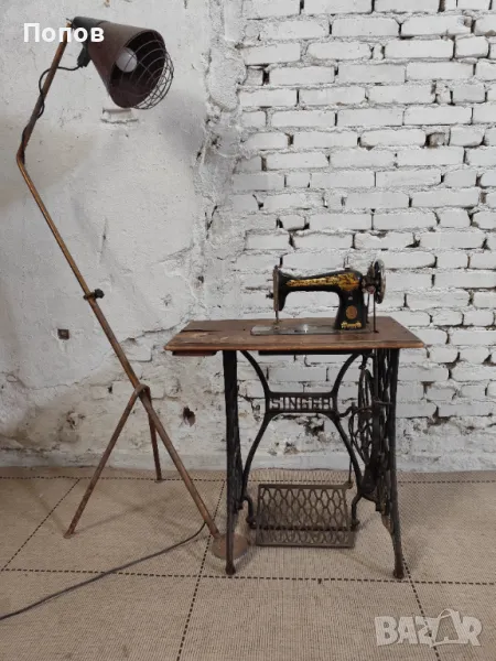 Стара шевна машина singer, снимка 1
