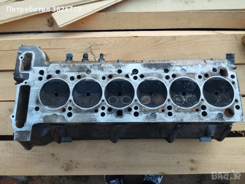 Спукана !!!!!!! Глава от BMW 325 бензин М50Б25 , снимка 1