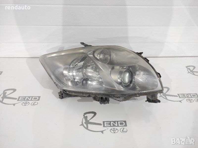 Десен фар за Toyota Auris 2006-2012 81110-02540, снимка 1