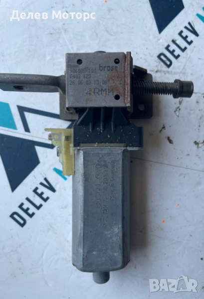 Мотор за седалка 0390203219 от Порше Каен Porsche Cayenne 4.5I, 340 к.с 2005г., снимка 1