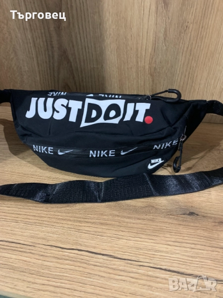 Мъжка чантичка/паласка Nike, снимка 1