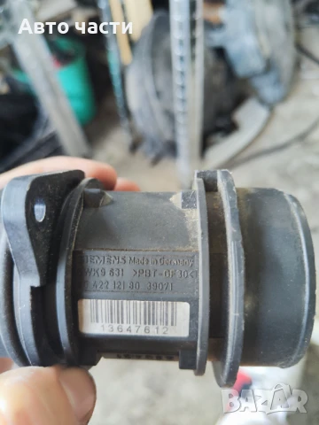 Дебитомер за Peugeot 206, 307 1.4 HDI, 9642212180, 96 422 121 80, снимка 3 - Части - 50808462