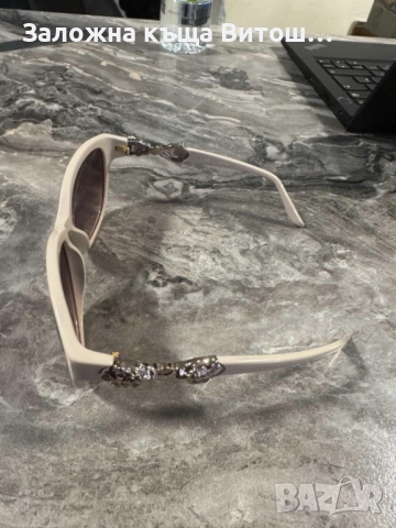 Елегантни дамски слънчеви очила Blumarine, снимка 5 - Слънчеви и диоптрични очила - 52819324