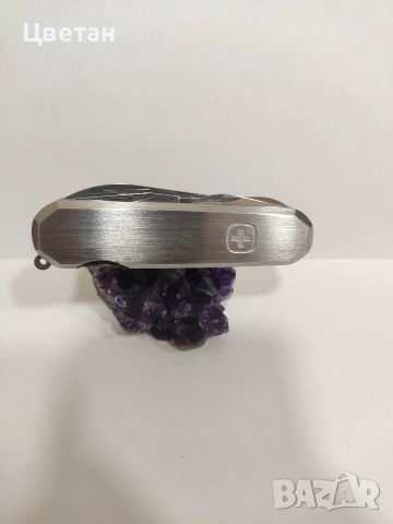 Wenger Metal 50 Швейцарско ножче Victorinox, снимка 12 - Антикварни и старинни предмети - 53092868